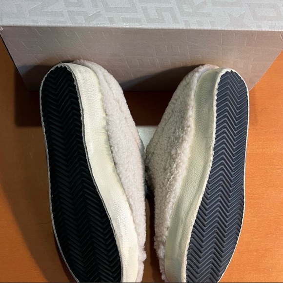 Golden goose shearling slides - Picture 2 of 5